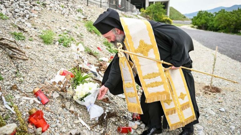 Δυστύχημα στα Τέμπη: Στο σημείο της τραγωδίας ο Αρχιεπίσκοπος Αυστραλίας Μακάριος