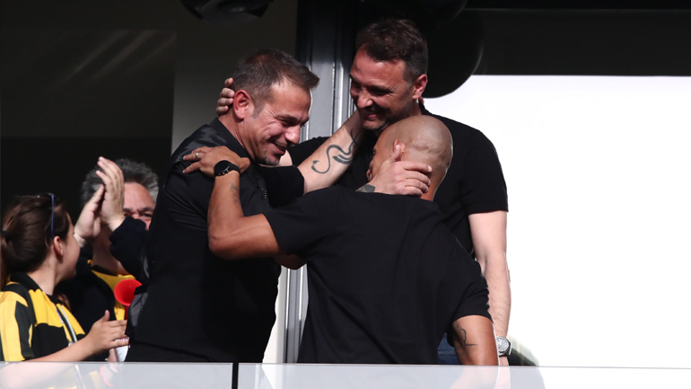 Οι... παλιόφιλοι Νικολαΐδης, Μαντούκα και Ζούλιο Σέζαρ έσμιξαν και πάλι!