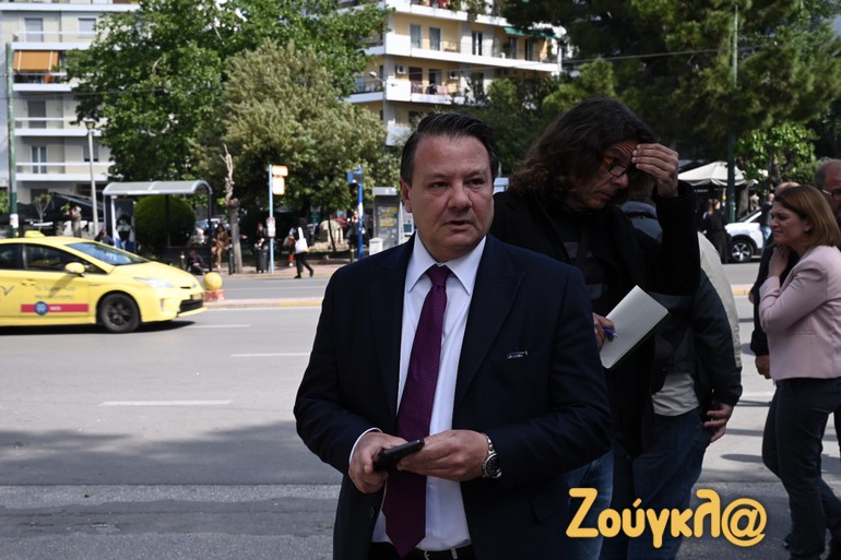 Ο δικηγόρος, Απόστολος Λύτρας 