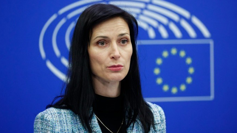 Βουλγαρία: Η πρώην Επίτροπος της ΕΕ Γκαμπριέλ πήρε εντολή σχηματισμού νέας κυβέρνησης