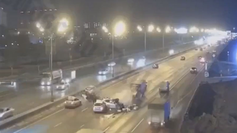 Χάος σε αυτοκινητόδρομο