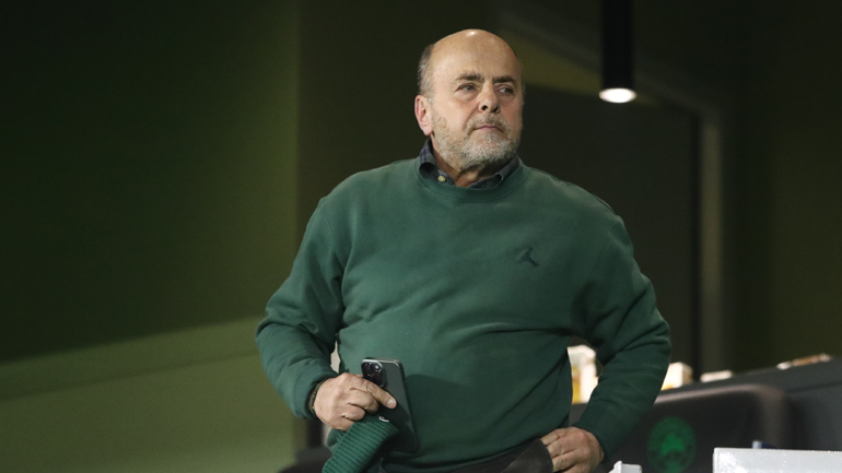 Αλαφούζος: «Η ΑΕΚ έκλεψε το πρωτάθλημα» Αλαφούζος: «Η ΑΕΚ έκλεψε το πρωτάθλημα»