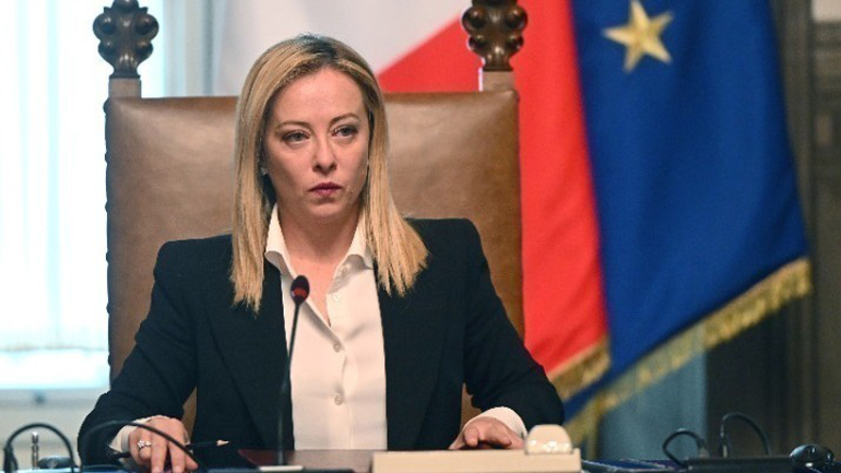 Ο Γάλλος ΥΠΕΣ επιμένει στις επικρίσεις του για το μεταναστευτικό σε βάρος της Μελόνι