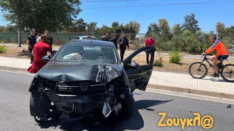 Τροχαίο ατύχημα με τραυματία στην Λεωφόρο Ποσειδώνος – Προβλήματα στην κυκλοφορία