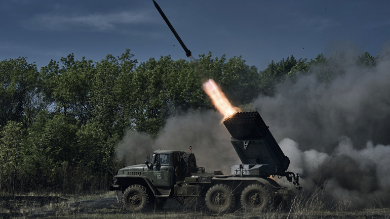 Η ουκρανική αντιαεροπορική άμυνα κατέρριψε 29 από τους 30 πυραύλους που εκτόξευσε η Ρωσία τη νύχτα