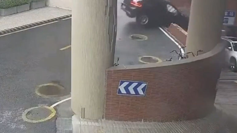 Πώς να μην βγείτε από ένα πάρκινγκ