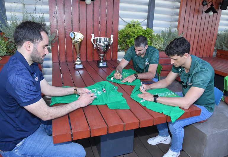 Αθλητές της ομάδας βόλεϊ του Παναθηναϊκού Α.Ο.