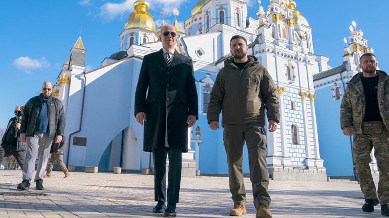 Την Κυριακή η συνάντηση Μπάιντεν – Ζελένσκι στη Χιροσίμα