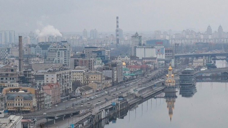 Το Κίεβο ανακοίνωσε πως απώθησε νέα ρωσική επίθεση με drones εναντίον της πρωτεύουσας