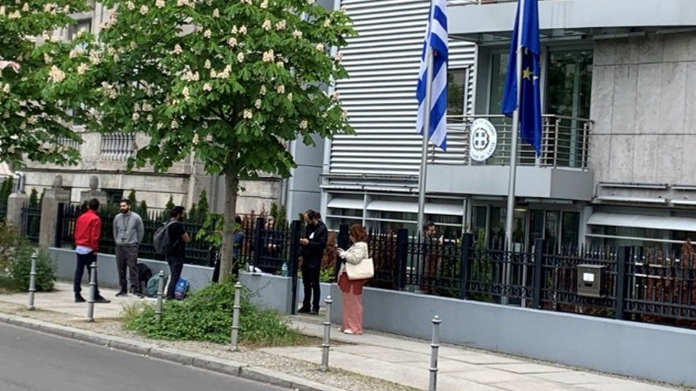 Εκλογές 2023: Πώς ψήφισαν οι Έλληνες σε Ιταλία, Γαλλία, Βρετανία και Βέλγιο