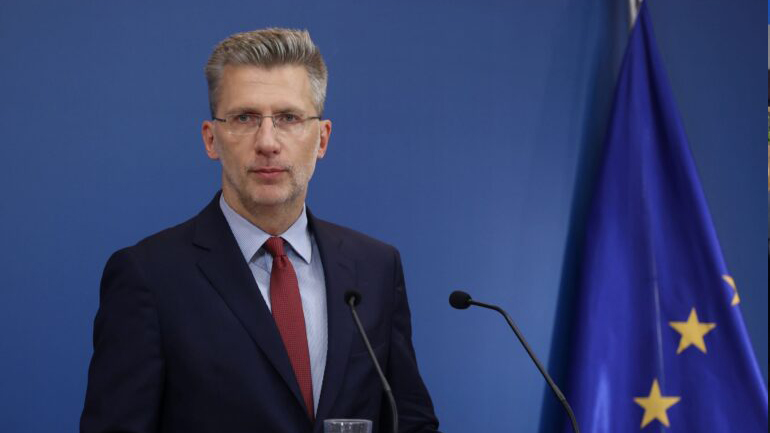 Εκλογές 2023: Απέκλεισε τη συνεργασία με άλλα κόμματα ο Άκης Σκέρτσος