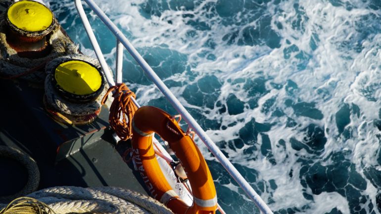 Πλοίο επέστρεψε στο λιμάνι της Θεσσαλονίκης μετά από τραυματισμό 25χρονης επιβάτιδας