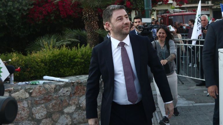 Εκλογές 2023: Στο Αρκαλοχώρι ψήφισε ο Νίκος Ανδρουλάκης