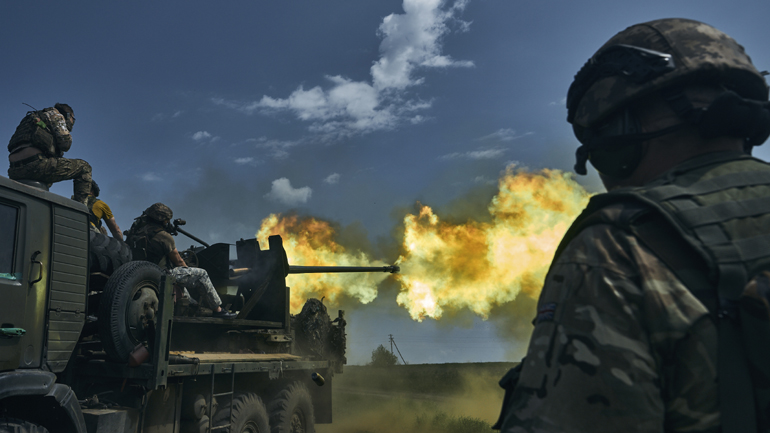 Ουκρανοί και Ρώσοι διεκδικούν τον έλεγχο του Μπαχμούτ Ουκρανοί και Ρώσοι διεκδικούν τον έλεγχο του Μπαχμούτ