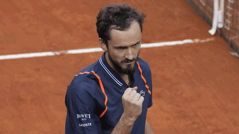 Όπεν Ρώμης: Θρίαμβος του Μεντβέντεφ στον τελικό, 2-0 σετ τον Ρούνε Όπεν Ρώμης: Θρίαμβος του Μεντβέντεφ στον τελικό, 2-0 σετ τον Ρούνε