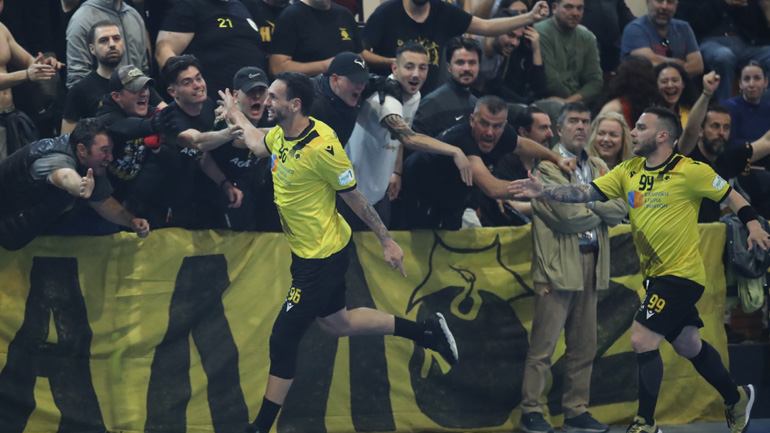 Χάντμπολ: Έκανε το 2-1 στους τελικούς η ΑΕΚ, 23-19 τον Ολυμπιακό!