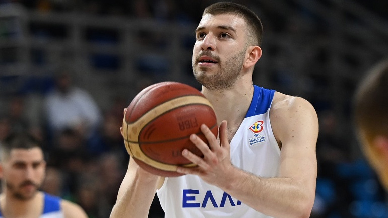 «Τρεις ομάδες της Euroleague θέλουν τον Ρογκαβόπουλο»