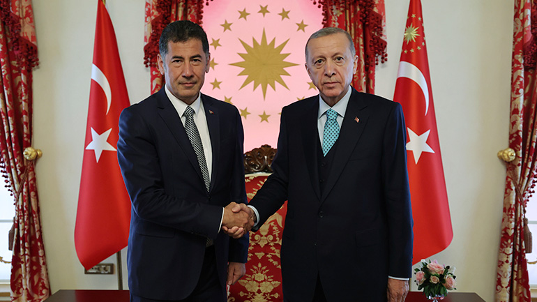 Τουρκικές εκλογές: Ο «ρυθμιστής» Σινάν Ογάν θα στηρίξει τον Ερντογάν Τουρκικές εκλογές: Ο «ρυθμιστής» Σινάν Ογάν θα στηρίξει τον Ερντογάν