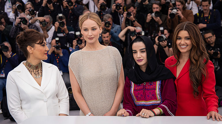 Κάννες: Ντοκιμαντέρ για τις γυναίκες του Αφγανστάν με την υπογραφή της Τζένιφερ Λόρενς