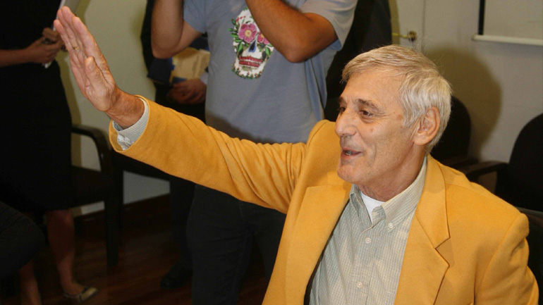 Δημ. Βεργής: «Ψάχνω τον μοναδικό μου ψηφοφόρο για να τον κεράσω!»