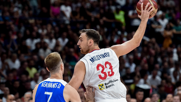 «H Βίρτους έχει κάνει πρόταση στον Μιλουτίνοφ, αλλά αυτός περιμένει τον Ολυμπιακό»