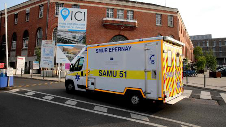 Γαλλία: Υπέκυψε στα τραύματά της η νοσηλεύτρια που δέχθηκε επίθεση με μαχαίρι σε νοσοκομείο της Ρενς Γαλλία: Υπέκυψε στα τραύματά της η νοσηλεύτρια που δέχθηκε επίθεση με μαχαίρι σε νοσοκομείο της Ρενς