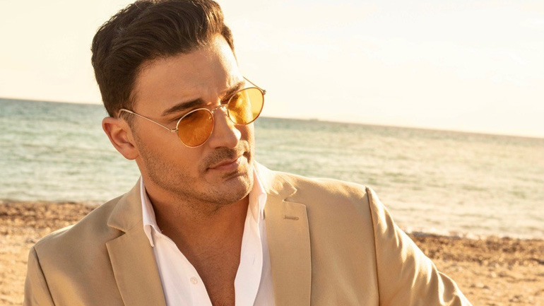 Βασίλης Οικονόμου: Σημειώνει μεγάλη επιτυχία το νέο του τραγούδι