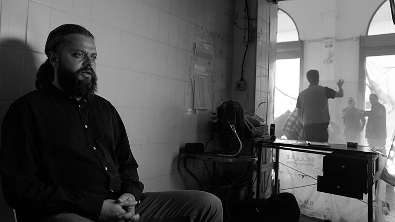 Γιώργος Νικηφόρου Ζερβάκης: «Με έμπνευση από τον μικρό Αϊλάν, για την αγάπη προς τον συνάνθρωπο»