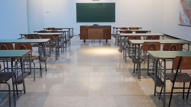 Μαθητές στο Νέο Ηράκλειο έδεσαν και φίμωσαν 6χρονη μαθήτρια στις τουαλέτες του σχολείου