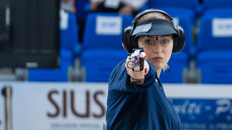 Η Κορακάκη παραμένει στην κορυφή της Παγκόσμιας κατάταξης