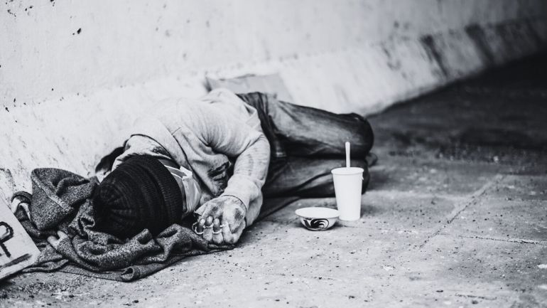 Άστεγος στη Θεσσαλονίκη συνελήφθη για προσβολή γενετήσιας αξιοπρέπειας