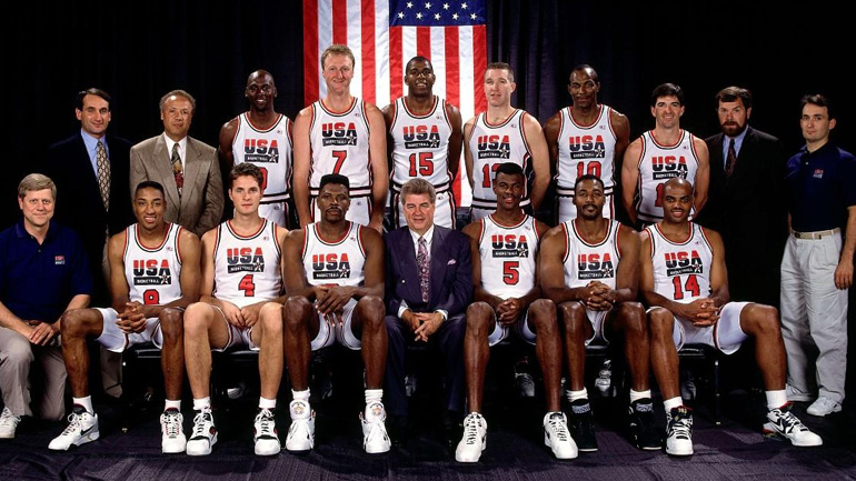 Η συλλογή του Καρλ Μαλόουν από την Dream Team συγκέντρωσε εκατομμύρια