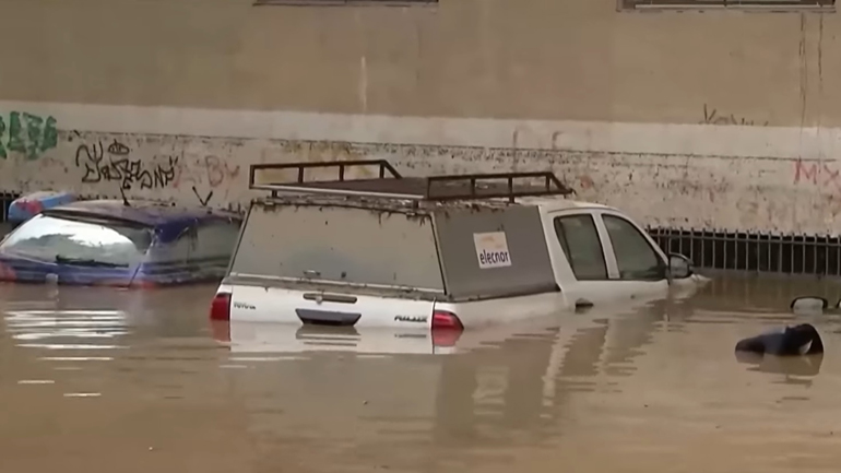 Κατακλυσμοί στην Ισπανία ύστερα από την έντονη ξηρασία Κατακλυσμοί στην Ισπανία ύστερα από την έντονη ξηρασία