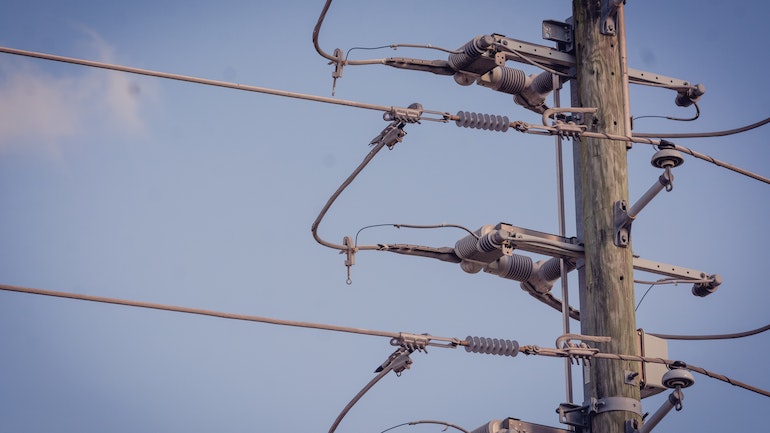 Τραγωδία στο Καρπενήσι: 33χρονος “χτυπήθηκε” από ρεύμα υψηλής τάσης