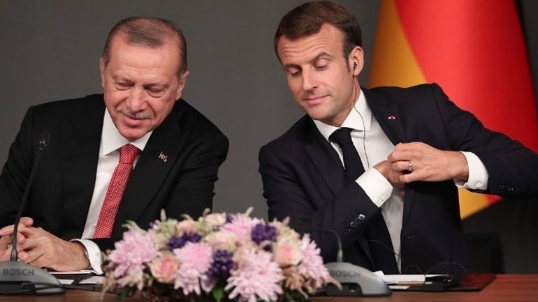 Ο Μακρόν συγχαίρει τον Ερντογάν για την επανεκλογή του