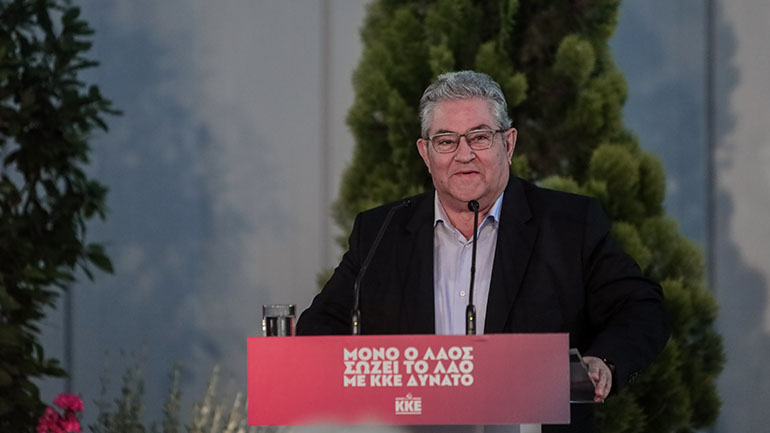 Κουτσούμπας στη σύσκεψη της ΚΕ του ΚΚΕ: Καμιά κυβέρνηση δεν είναι παντοδύναμη όταν υπάρχει εργατικό – λαϊκό κίνημα, όταν υπάρχει δυνατό ΚΚΕ