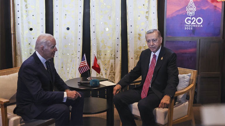 Συγχαρητήρια Μπάιντεν στον Ερντογάν σε τηλεφωνική τους επικοινωνία