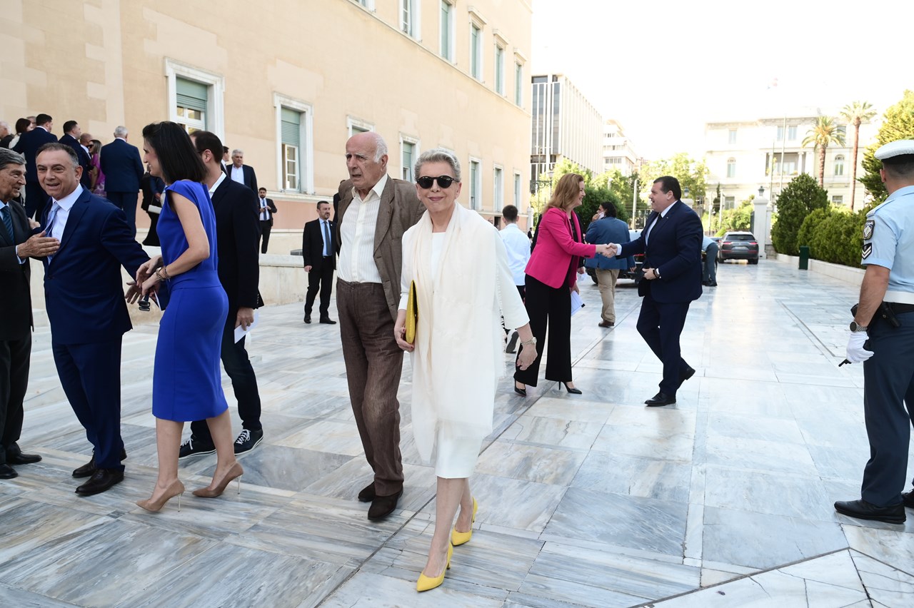 Έλενα Ακρίτα