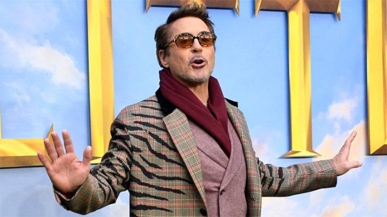 Ο Ρόμπερτ Ντάουνι Τζούνιορ συζητούσε για έναν άλλο χαρακτήρα της Marvel πριν από τον Iron Man αποκάλυψε ο Τζον Φαβρό