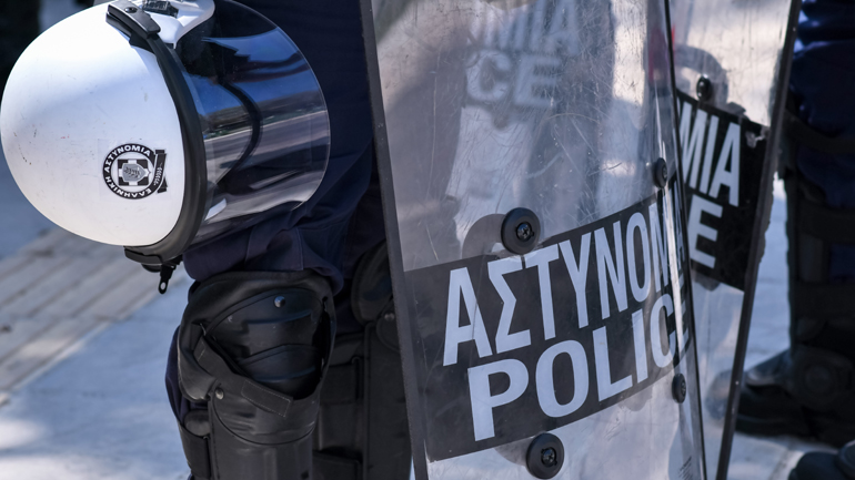 Οπαδικό επεισόδιο στη Ρόδο: Συνελήφθησαν 4 ανήλικοι και οι γονείς τους Οπαδικό επεισόδιο στη Ρόδο: Συνελήφθησαν 4 ανήλικοι και οι γονείς τους