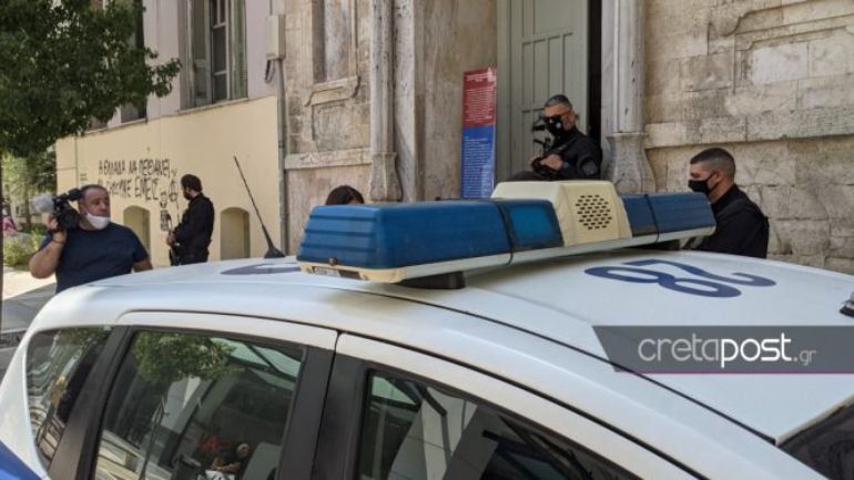 Revenge porn στο Ηράκλειο: Στον ανακριτή ο 20χρονος που διακίνησε βίντεο της πρώην κοπέλας του