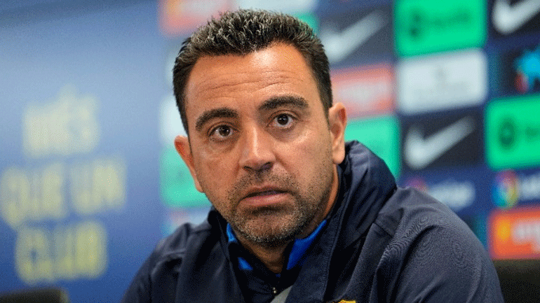 Τσάβι: «Όλα είναι στο χέρι του Μέσι»