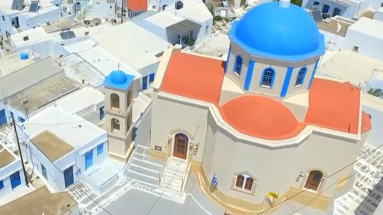 Η μαγευτική Σέριφος και το κάστρο της από ψηλά