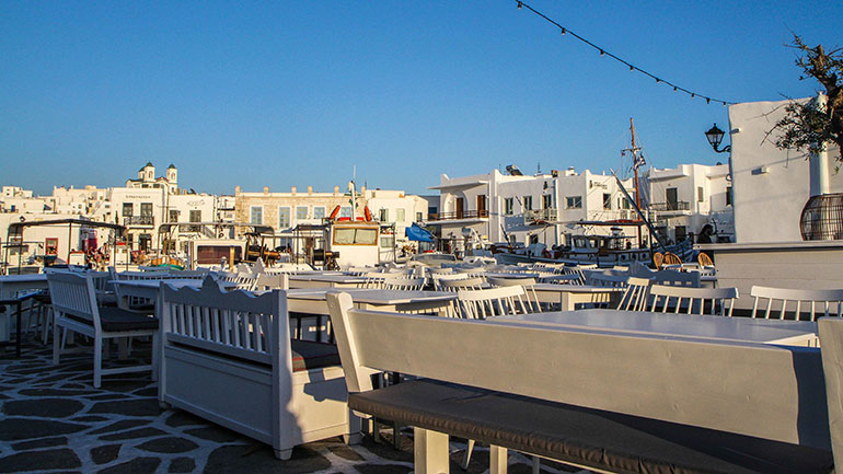 Μήλος και Πάρος ξεχωρίζουν στις προτιμήσεις των Ισπανών για διακοπές