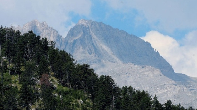 Επιχείρηση της Πυροσβεστικής για περιπατητή που τραυματίστηκε στον Όλυμπο