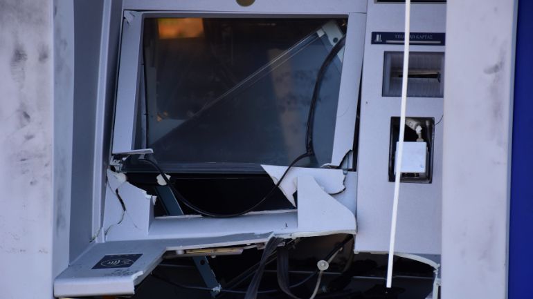 Έσπασαν τέσσερα ΑΤΜ τραπεζικών υποκαταστημάτων στην Πάτρα