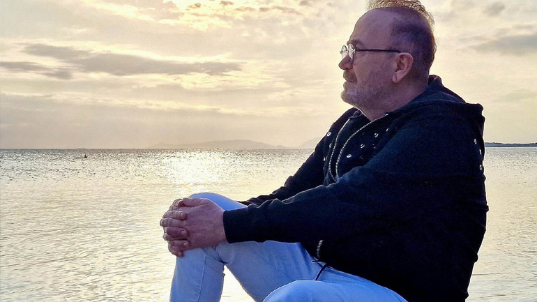 Σταμάτης Γονίδης: Συγκινεί το τραγούδι που έγραψε για τη μικρή του κόρη!  