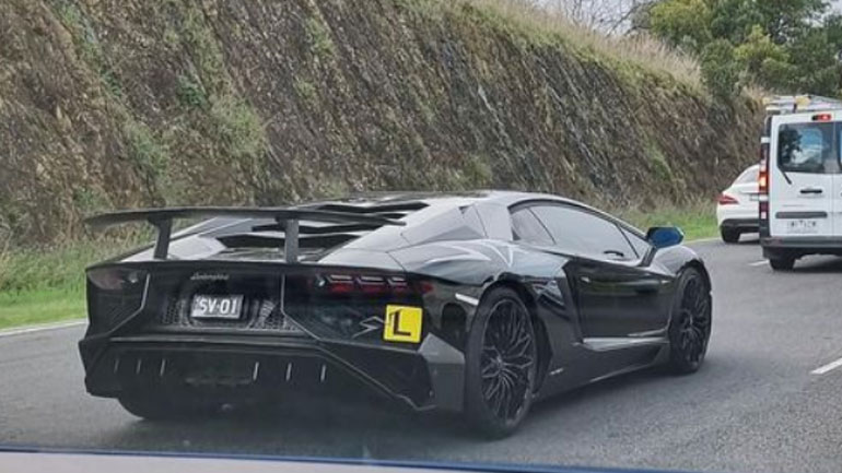 Εσείς σε τι αυτοκίνητο μάθατε οδήγηση;