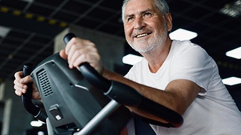 Όταν “χτυπά” η αρθρίτιδα, συνεχίστε να κινείστε