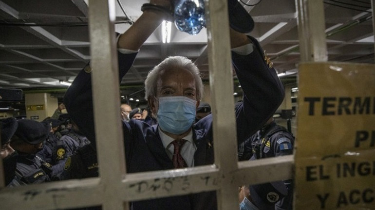 Γουατεμάλα: Εισαγγελική λειτουργός ζητεί να επιβληθεί ποινή κάθειρξης 40 ετών σε δημοσιογράφο-εκδότη